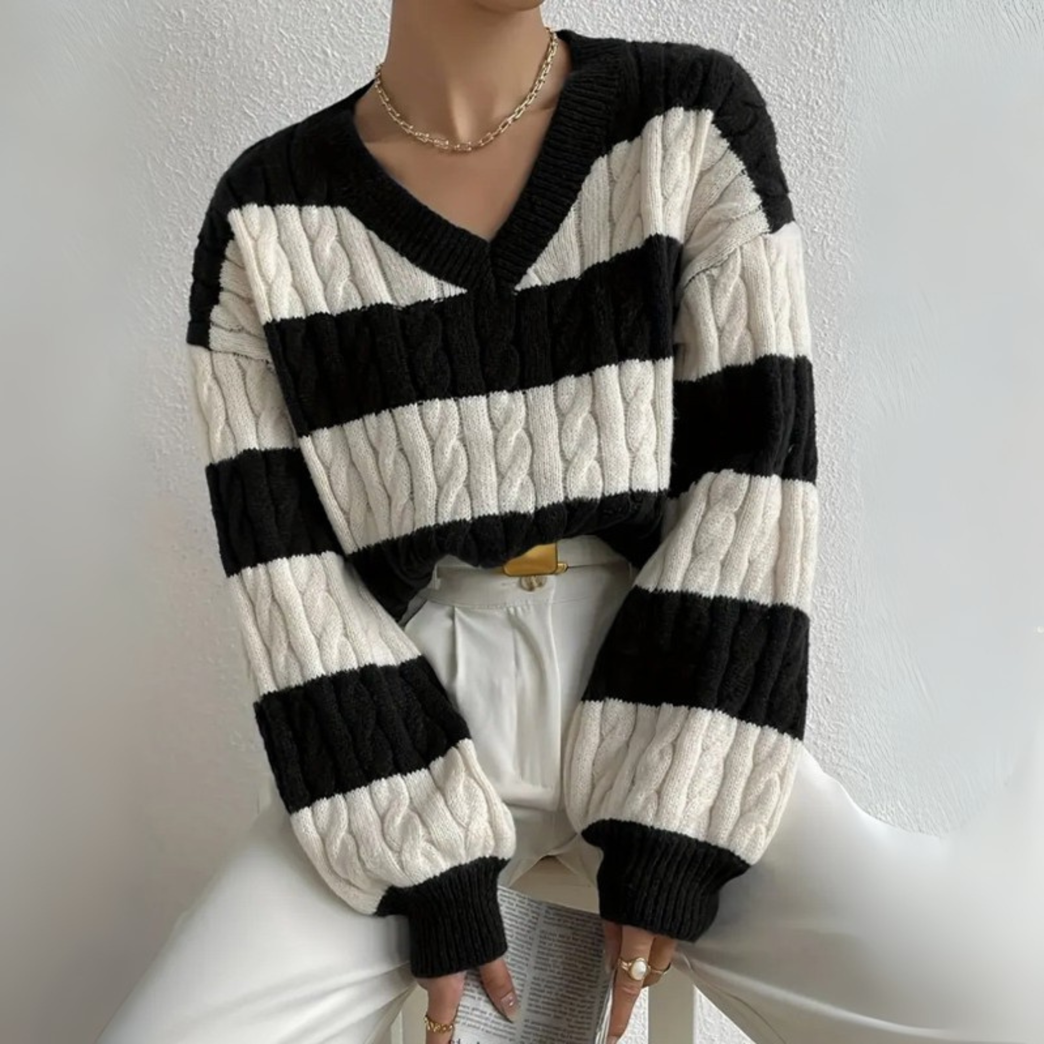 MORTA™ - Comfy V-Neck Long Sleeve Sweater