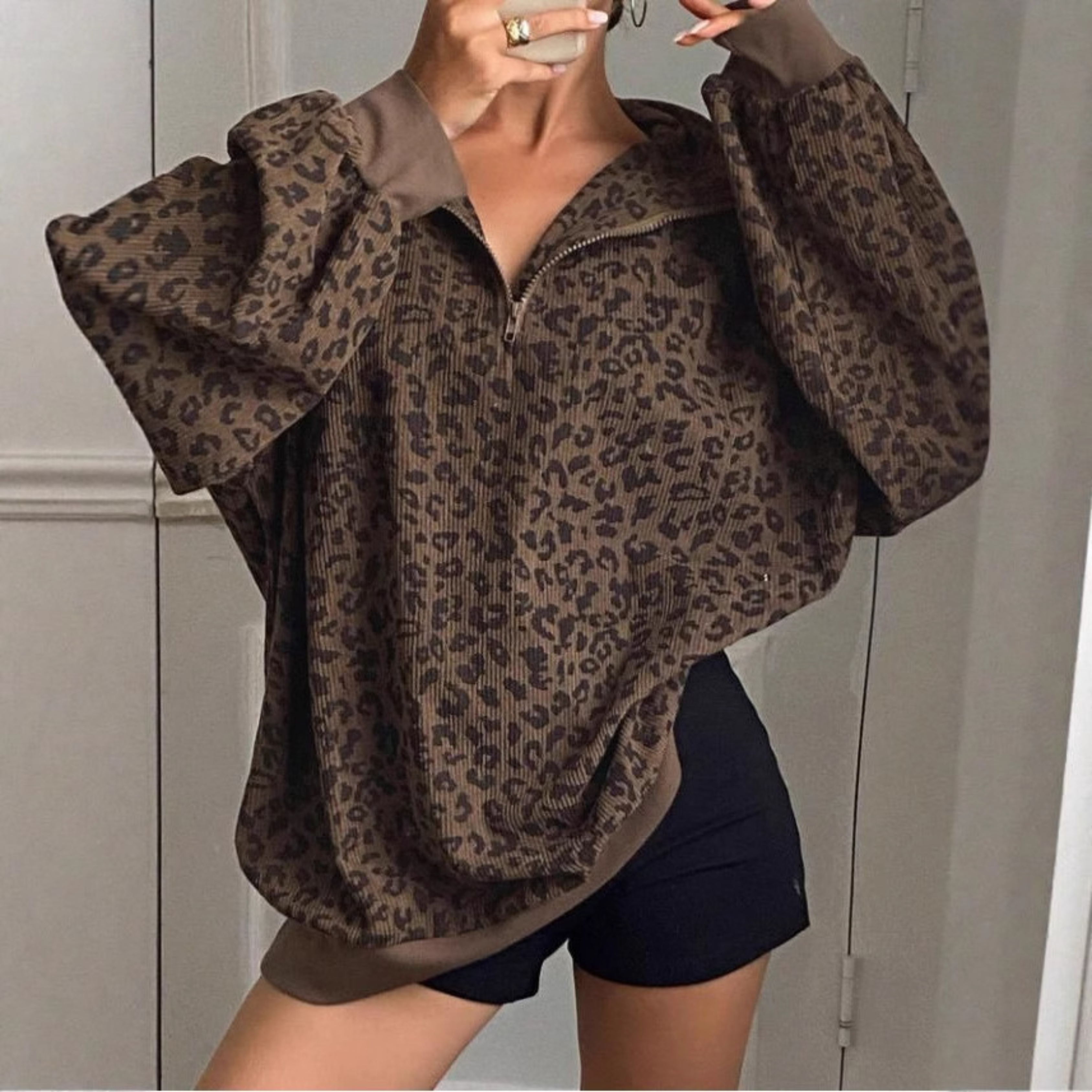 MINDI™ - Cozy Leopard Print Sweatshirt